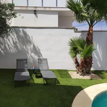 Alegría Villa *