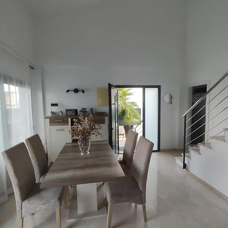 Alegria Villa